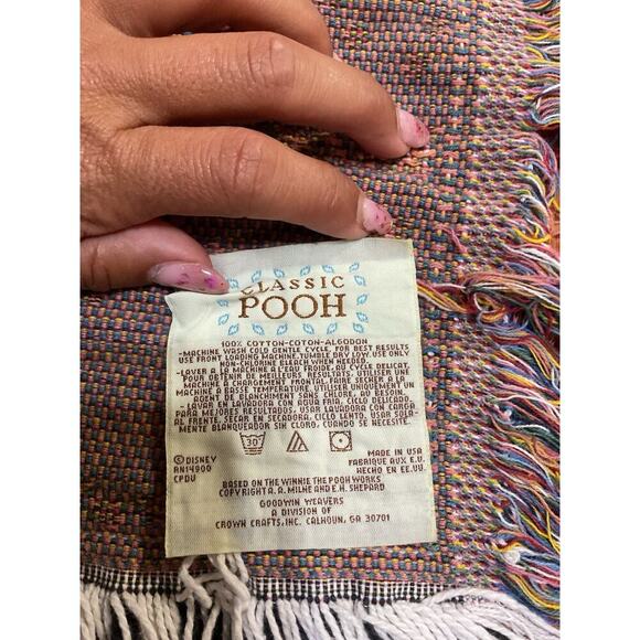 Disney Classic Winnie The Pooh Balloons Tapestry Blanket Throw Goodwin Weaver - Picture 4 of 5